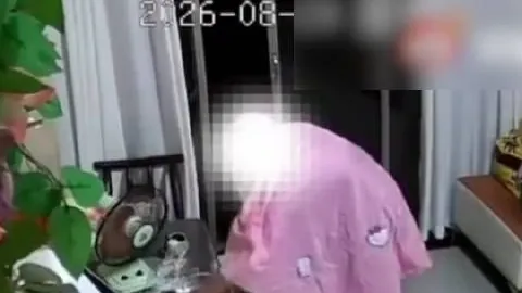 电竞赛事激战正酣，战队新阵容今晚对决